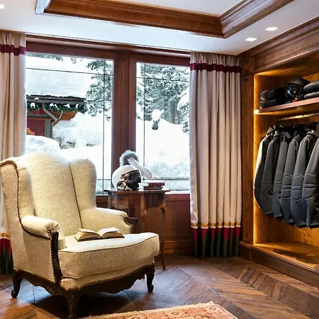 Airelles Courchevel, Les Airelles فندق كورشوفيل